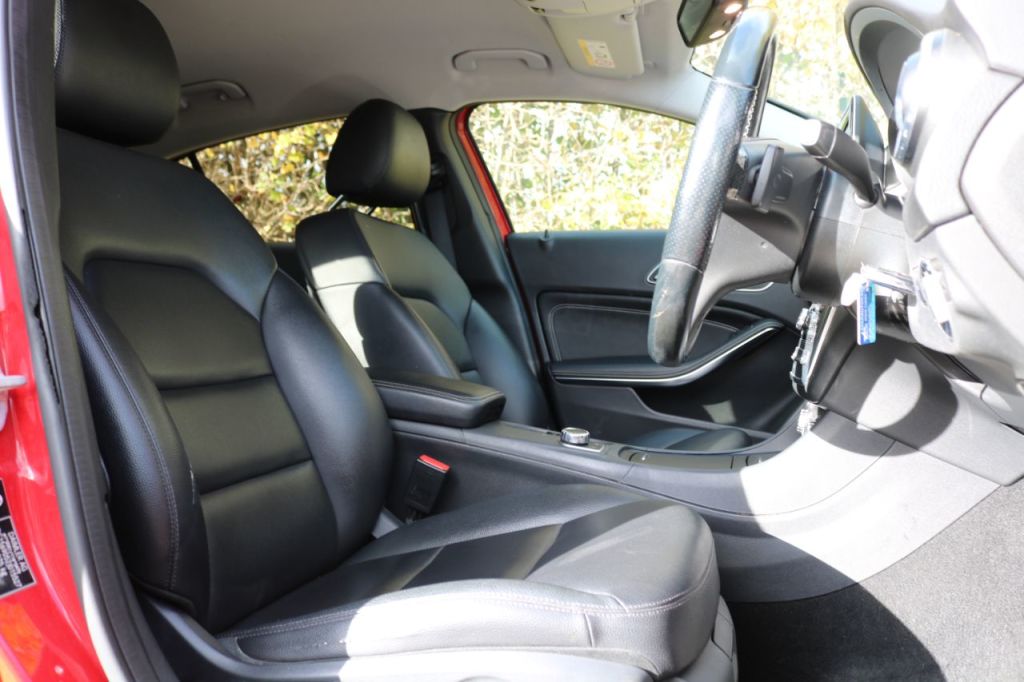 Used Mercedes-Benz GLA 2014 for sale - 76697944: Photo 9