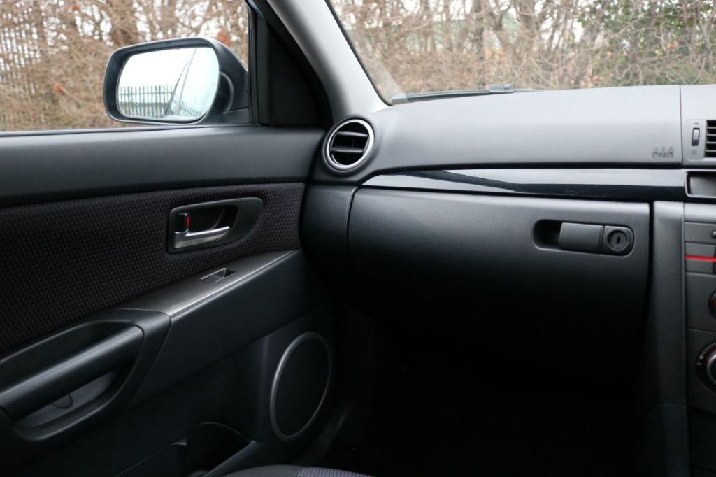 Used Mazda Mazda3 2007 for sale - 77421355: Photo 12