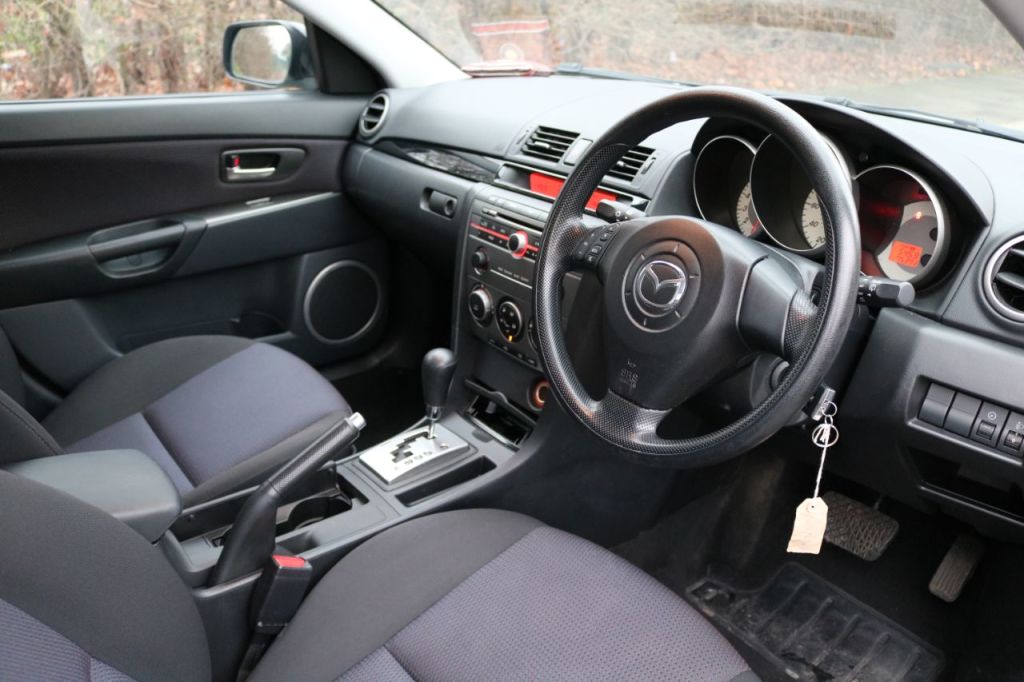 Used Mazda Mazda3 2007 for sale - 77421355: Photo 9