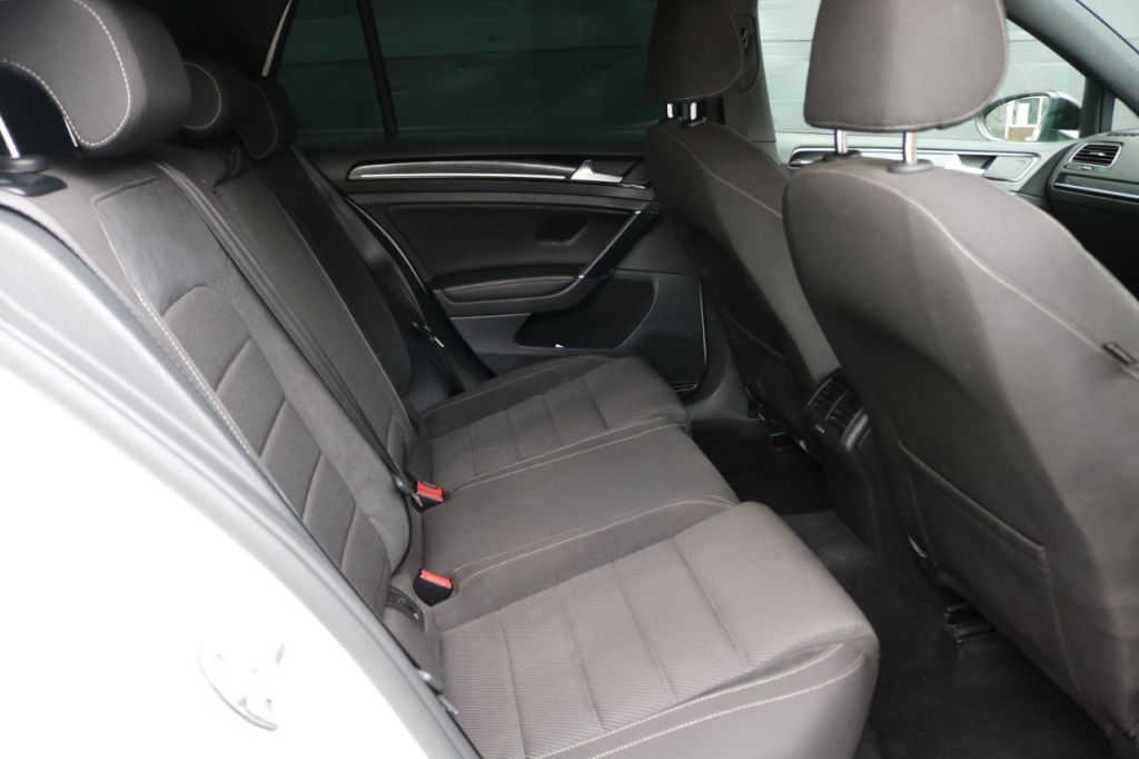 Used Volkswagen Golf 2017 for sale - 78153457: Photo 11