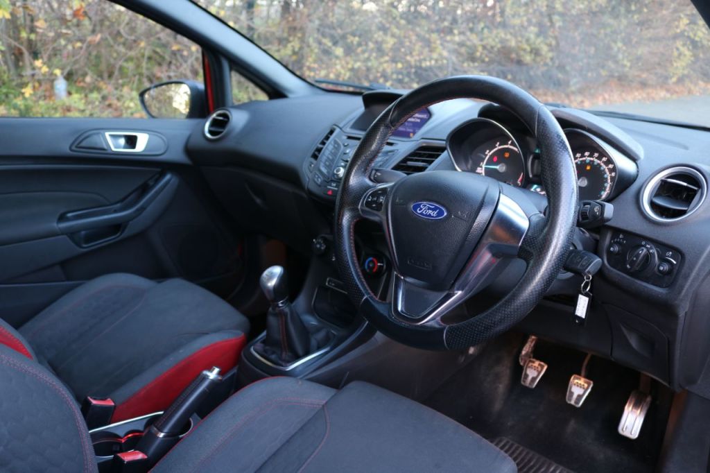 Used Ford Fiesta 2017 for sale - 76385595: Photo 9