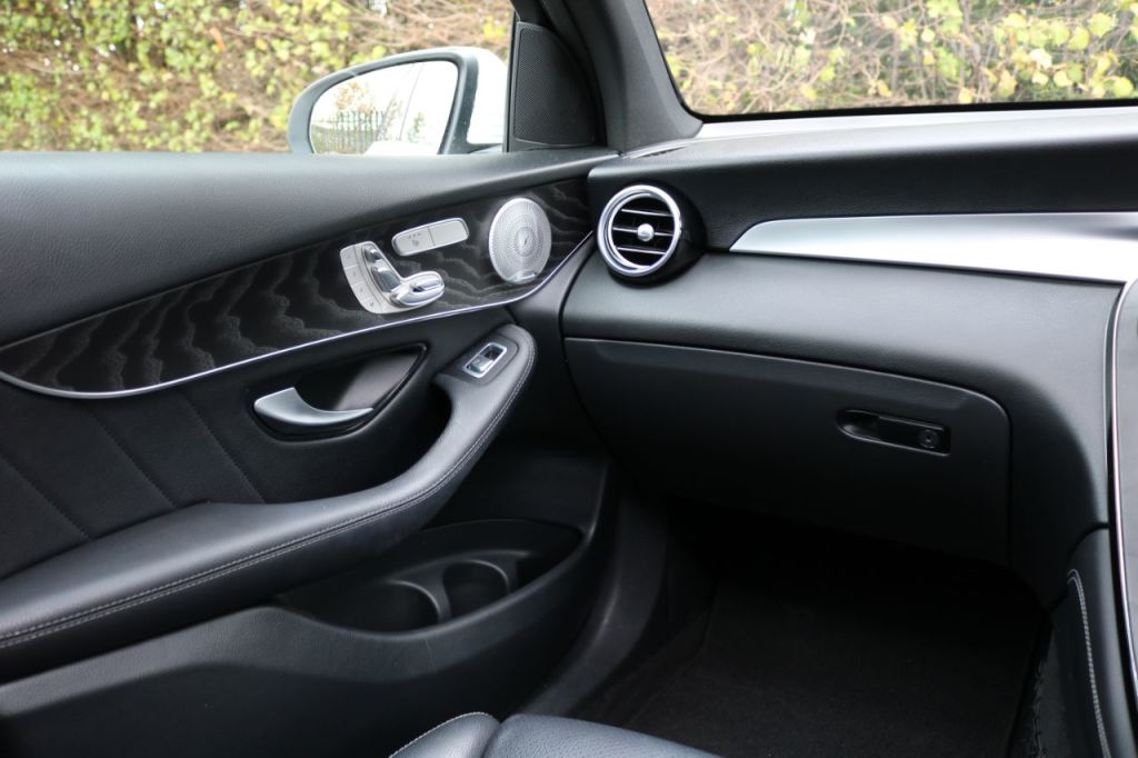 Used Mercedes-Benz GLC 2018 for sale - 76064045: Photo 13