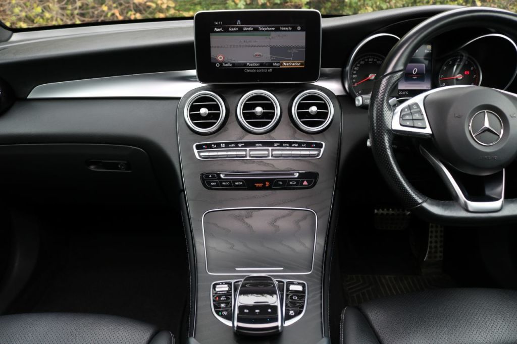 Used Mercedes-Benz GLC 2018 for sale - 76064045: Photo 14