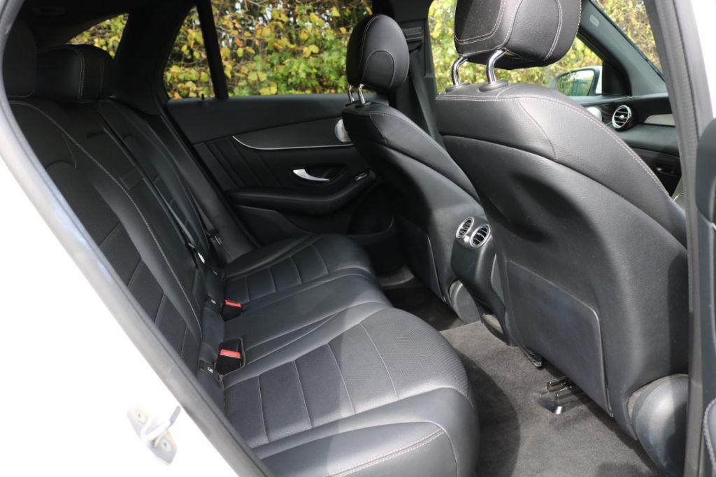 Used Mercedes-Benz GLC 2018 for sale - 76064045: Photo 20