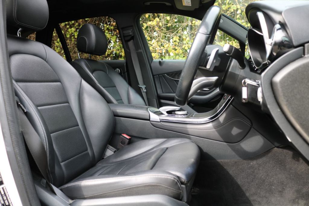 Used Mercedes-Benz GLC 2018 for sale - 76064045: Photo 9