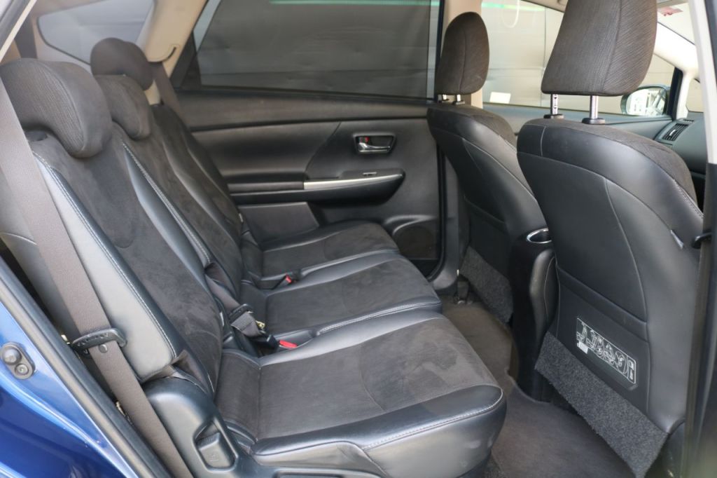 Used Toyota Prius+ 2015 for sale - 78029683: Photo 11