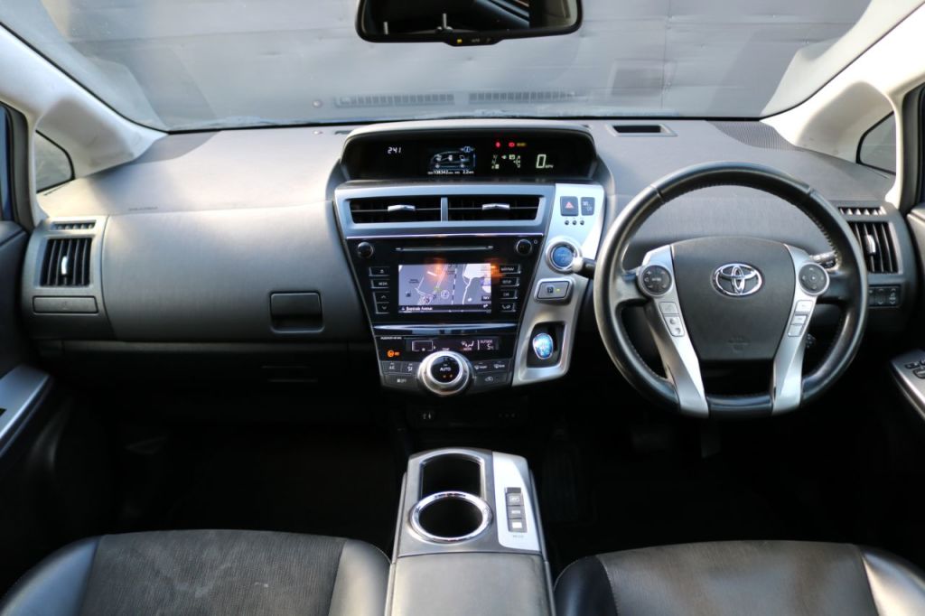 Used Toyota Prius+ 2015 for sale - 78029683: Photo 14