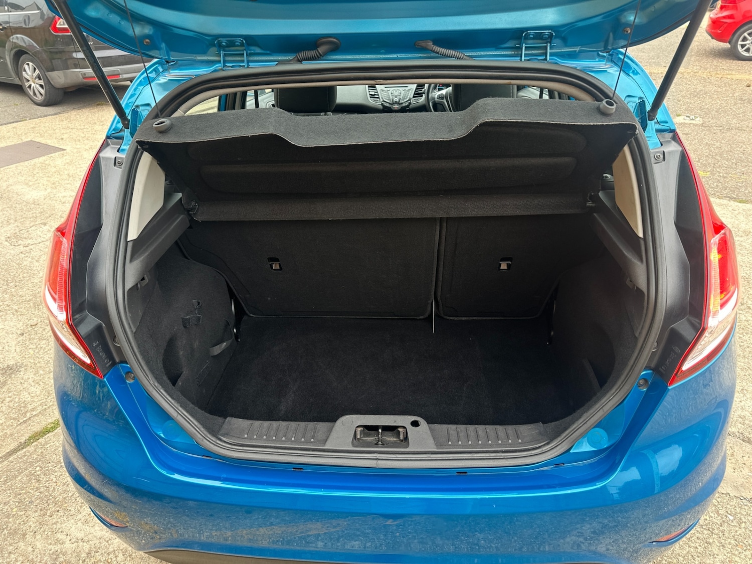 Used Ford Fiesta 2015 for sale - 76568720: Photo 14