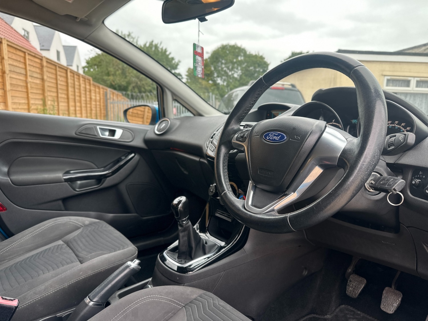 Used Ford Fiesta 2015 for sale - 76568720: Photo 2