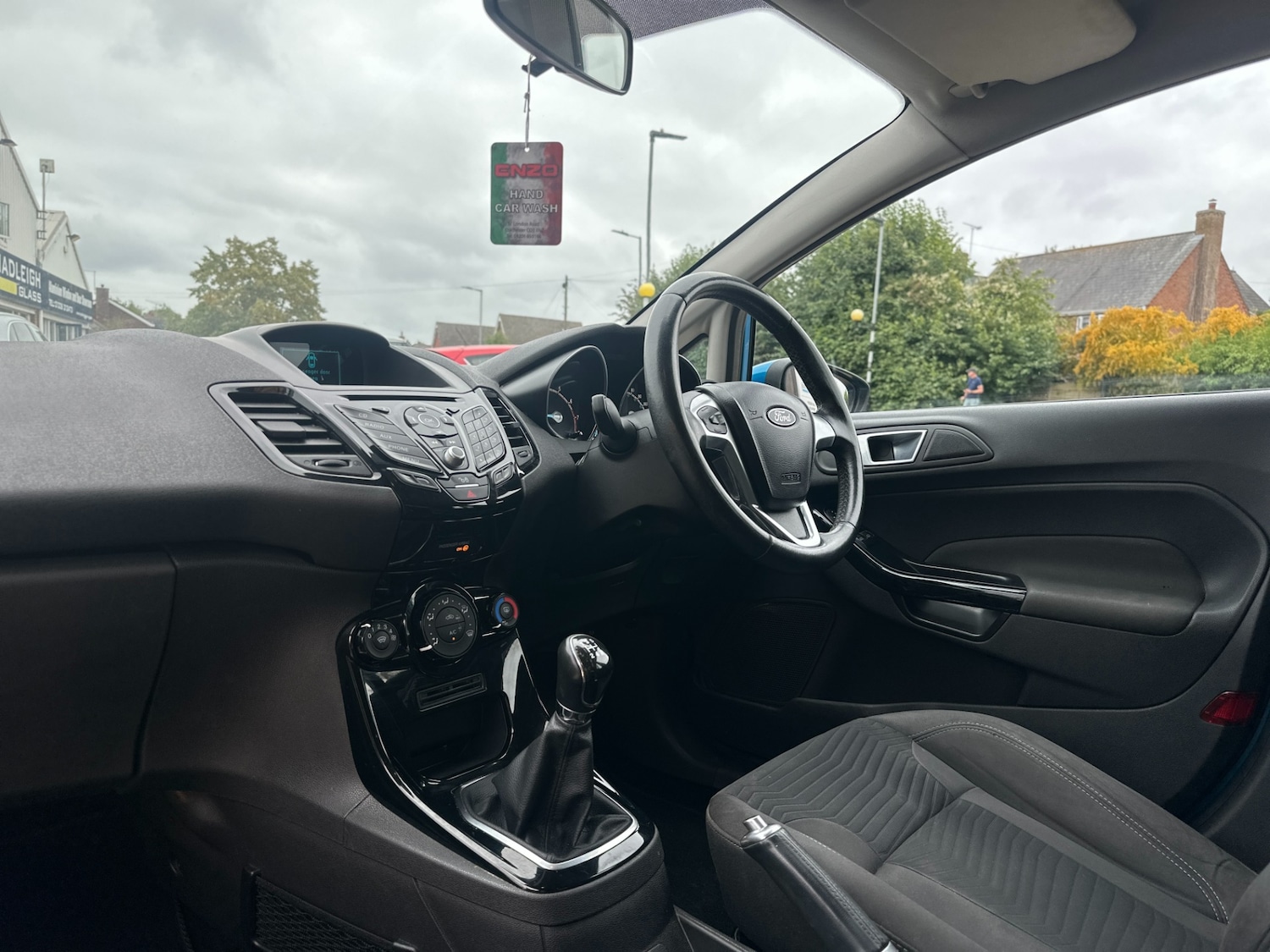 Used Ford Fiesta 2015 for sale - 76568720: Photo 9