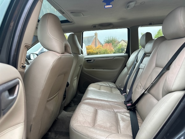 Used Volvo V70 2005 for sale - 76252748: Photo 10