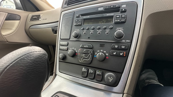 Used Volvo V70 2005 for sale - 76252748: Photo 16