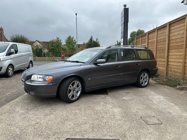 Used Volvo V70 2005 for sale - 76252748: Photo 7