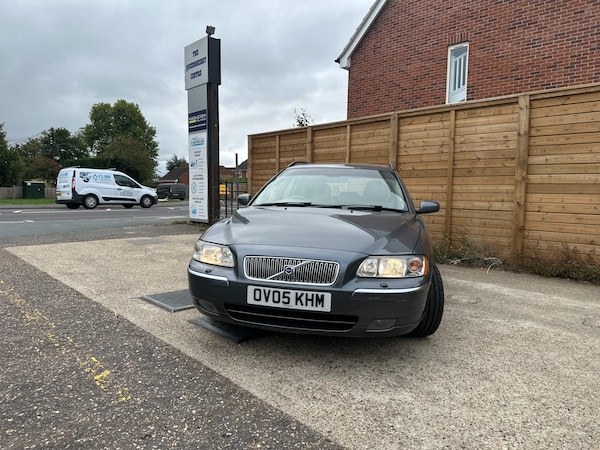 Used Volvo V70 2005 for sale - 76252748: Photo 9