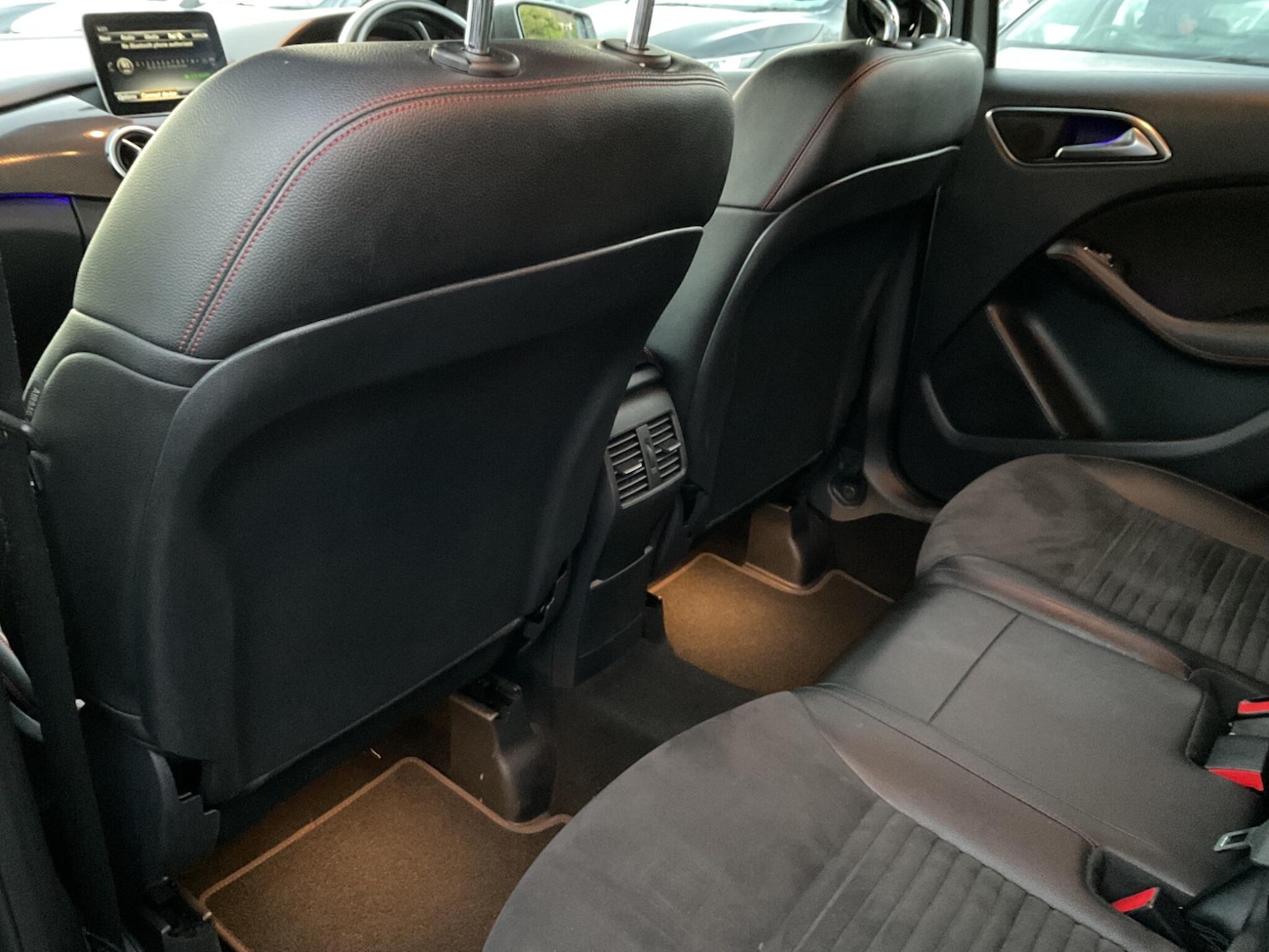 Used Mercedes-Benz B Class 2017 for sale - 76839514: Photo 27