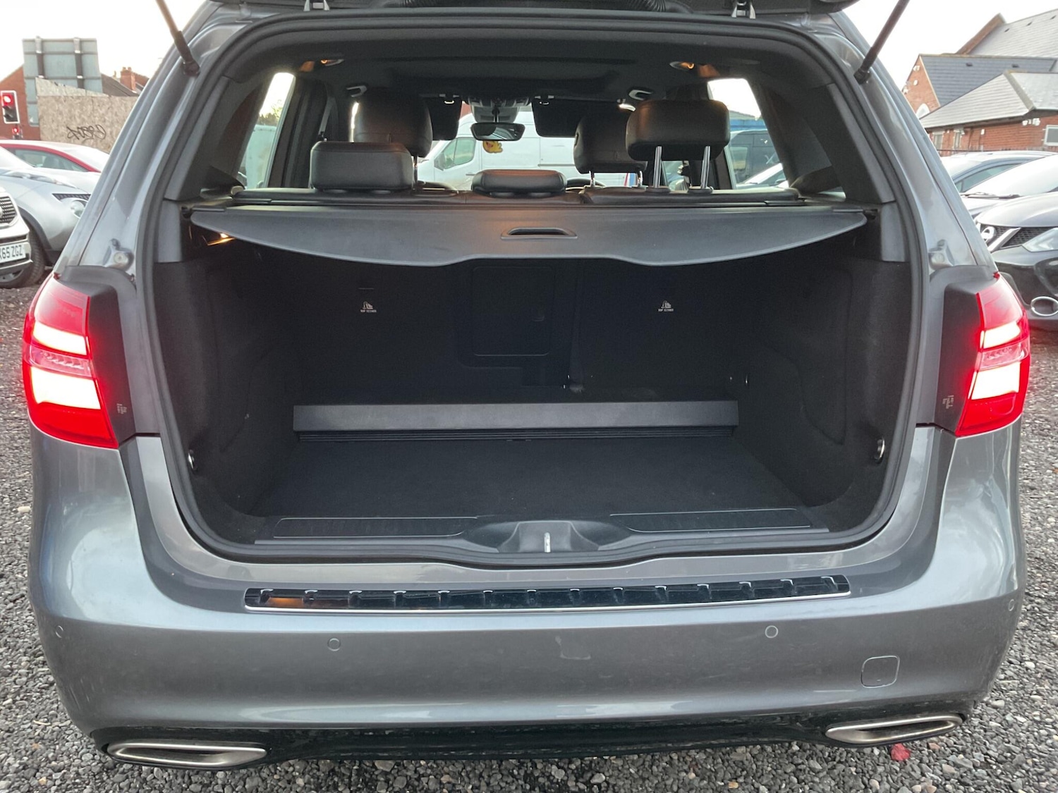 Used Mercedes-Benz B Class 2017 for sale - 76839514: Photo 52