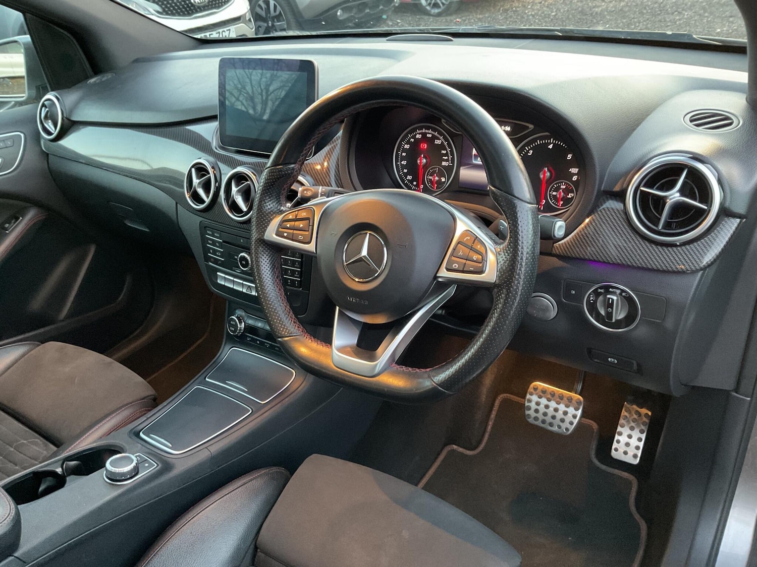 Used Mercedes-Benz B Class 2017 for sale - 76839514: Photo 65