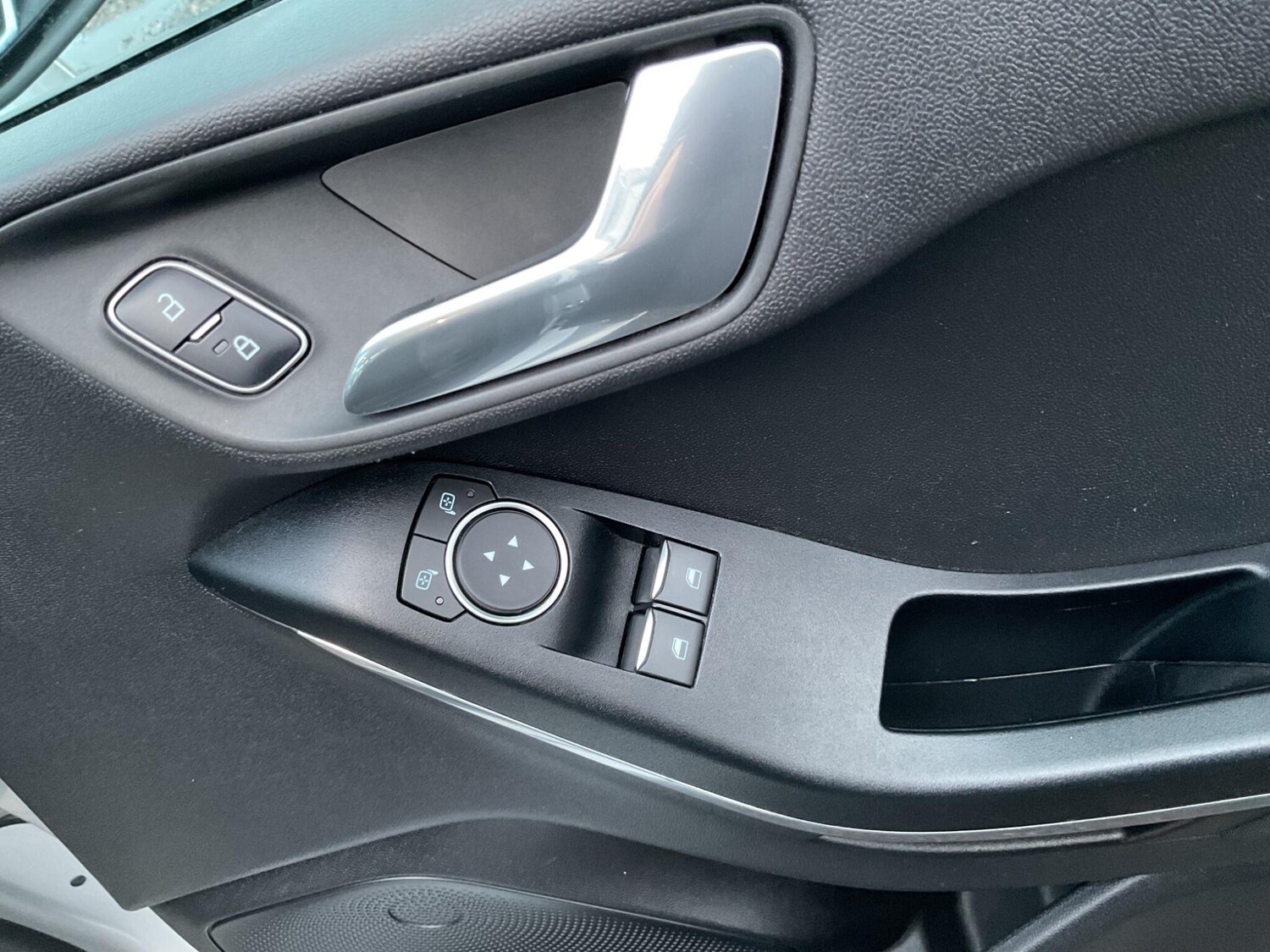 Used Ford Fiesta 2018 for sale - 78157334: Photo 34