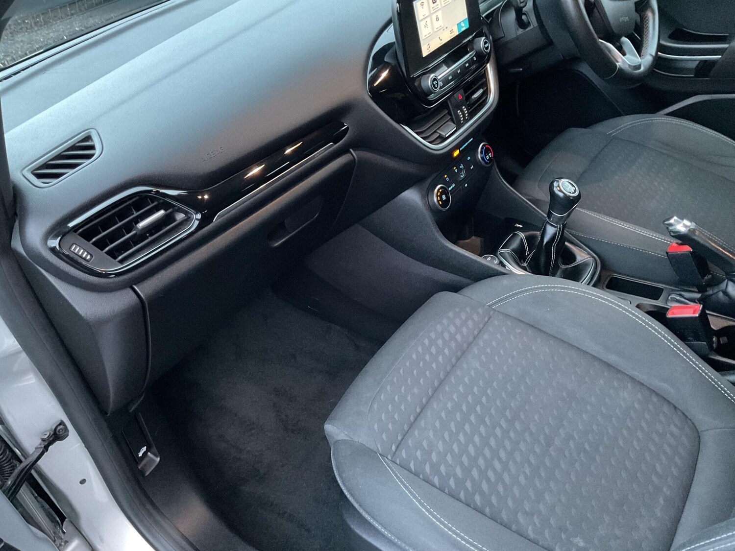 Used Ford Fiesta 2018 for sale - 78157334: Photo 46