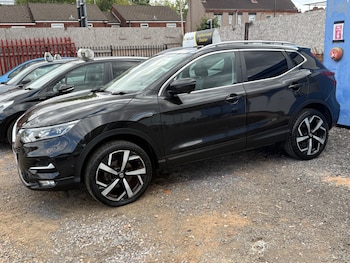 Used Nissan Qashqai 2017 for sale - 79609644: Photo