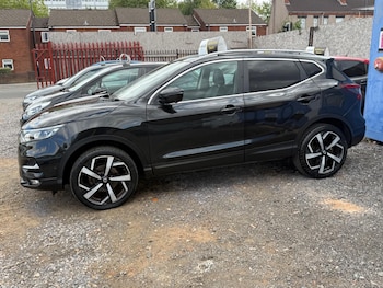 Used Nissan Qashqai 2017 for sale - 79609644: Photo