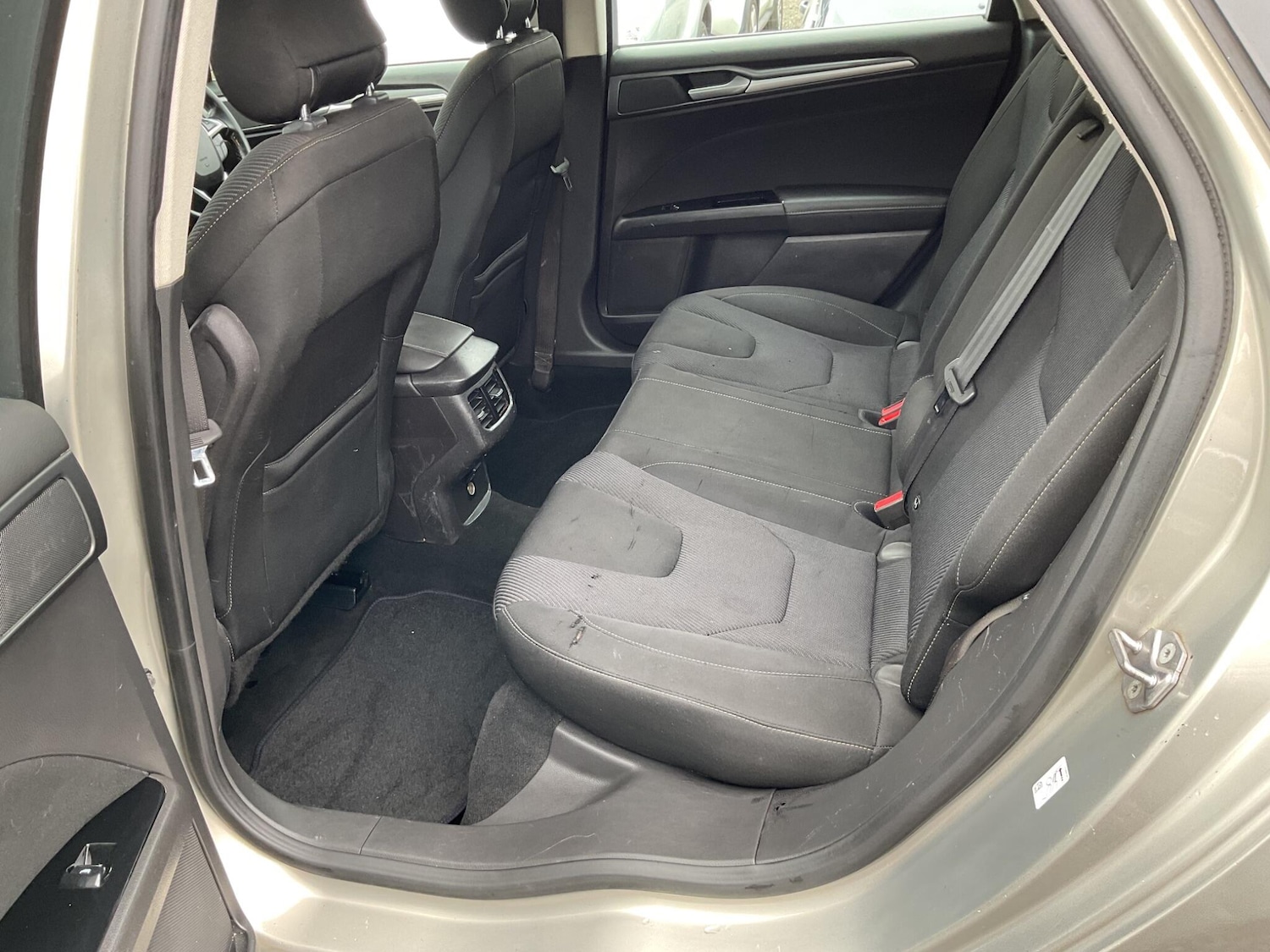 Used Ford Mondeo 2015 for sale - 77794003: Photo 25