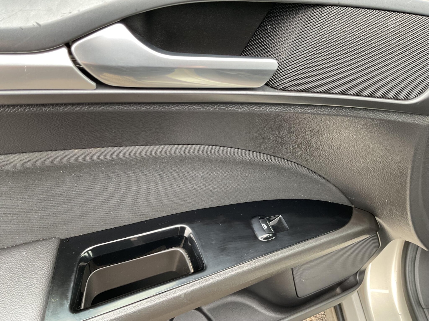 Used Ford Mondeo 2015 for sale - 77794003: Photo 29