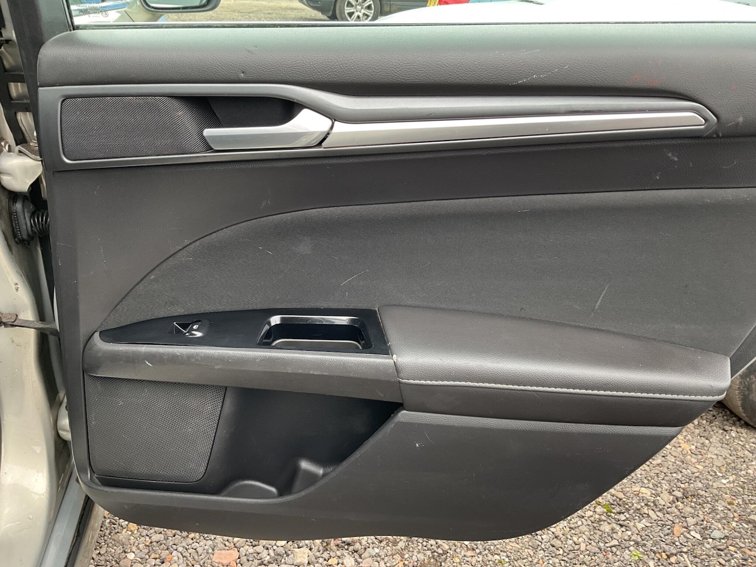 Used Ford Mondeo 2015 for sale - 77794003: Photo 32