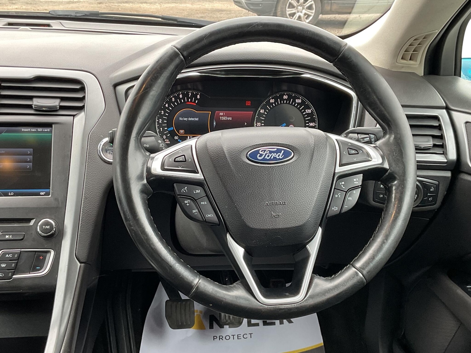 Used Ford Mondeo 2015 for sale - 77794003: Photo 44