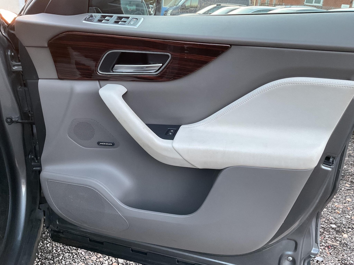 Used Jaguar F-Pace 2017 for sale - 77073871: Photo 40