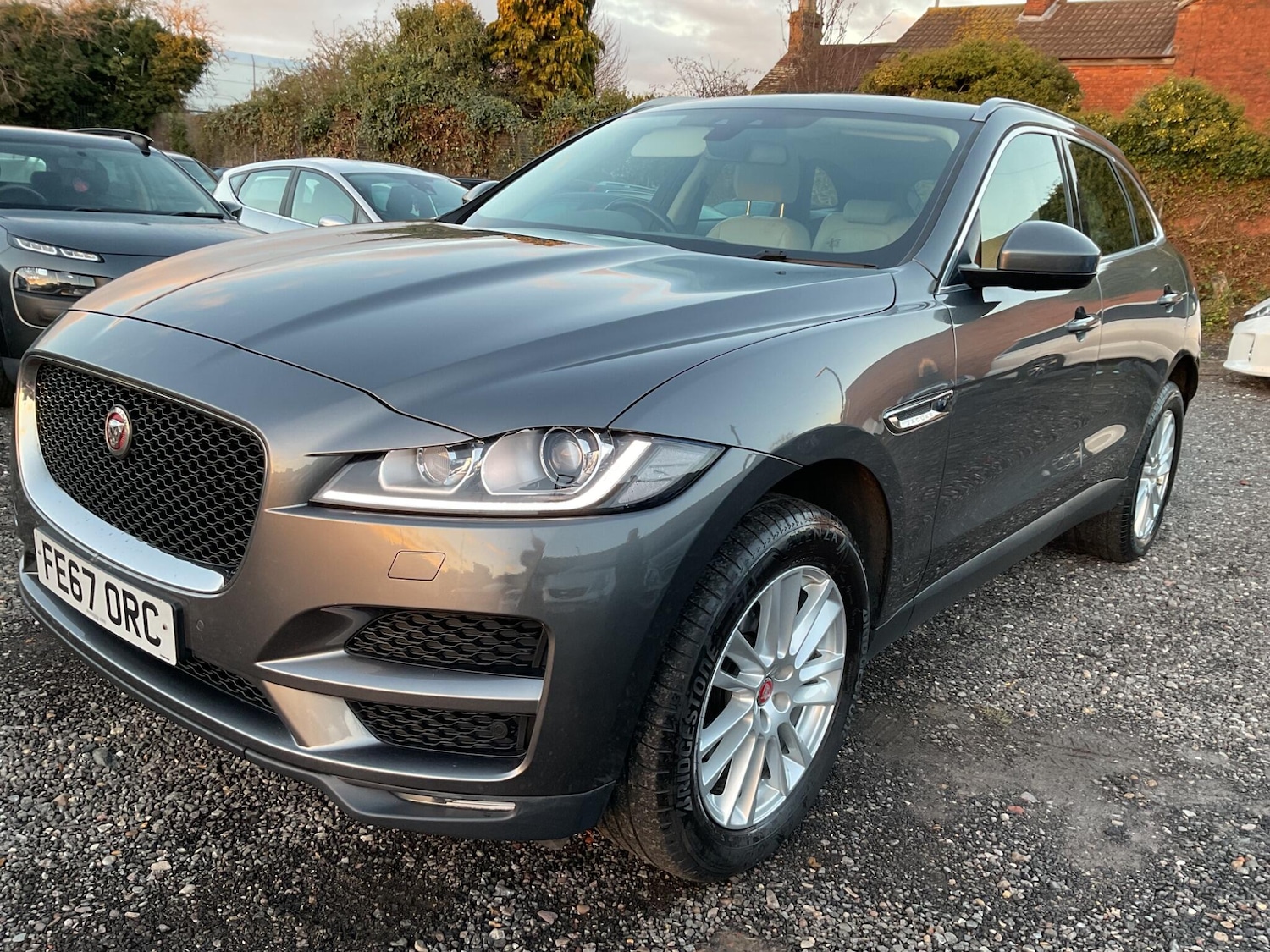 Used Jaguar F-Pace 2017 for sale - 77073871: Photo 9