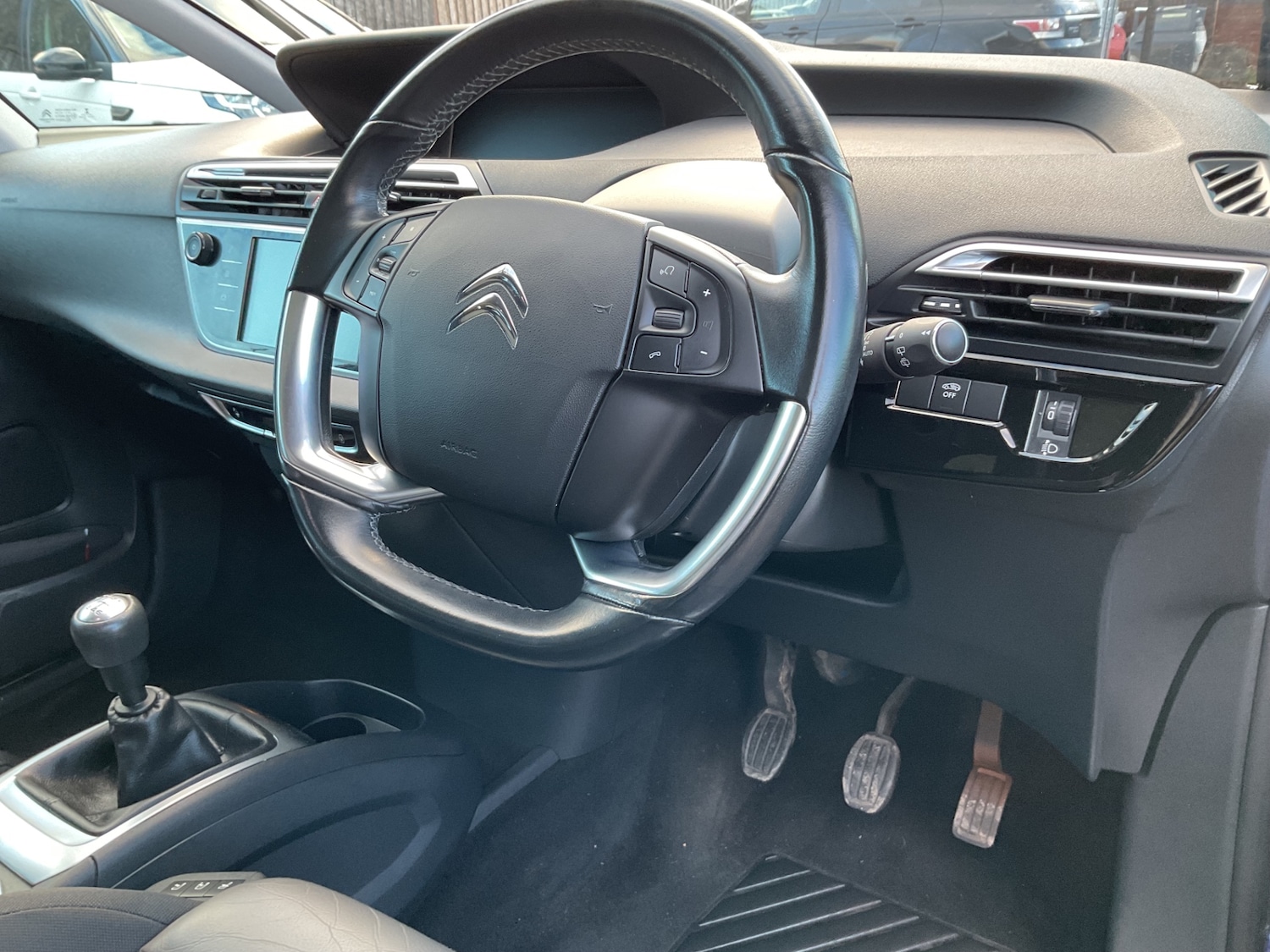 Used Citroen C4 Picasso 2018 for sale - 76752370: Photo 24