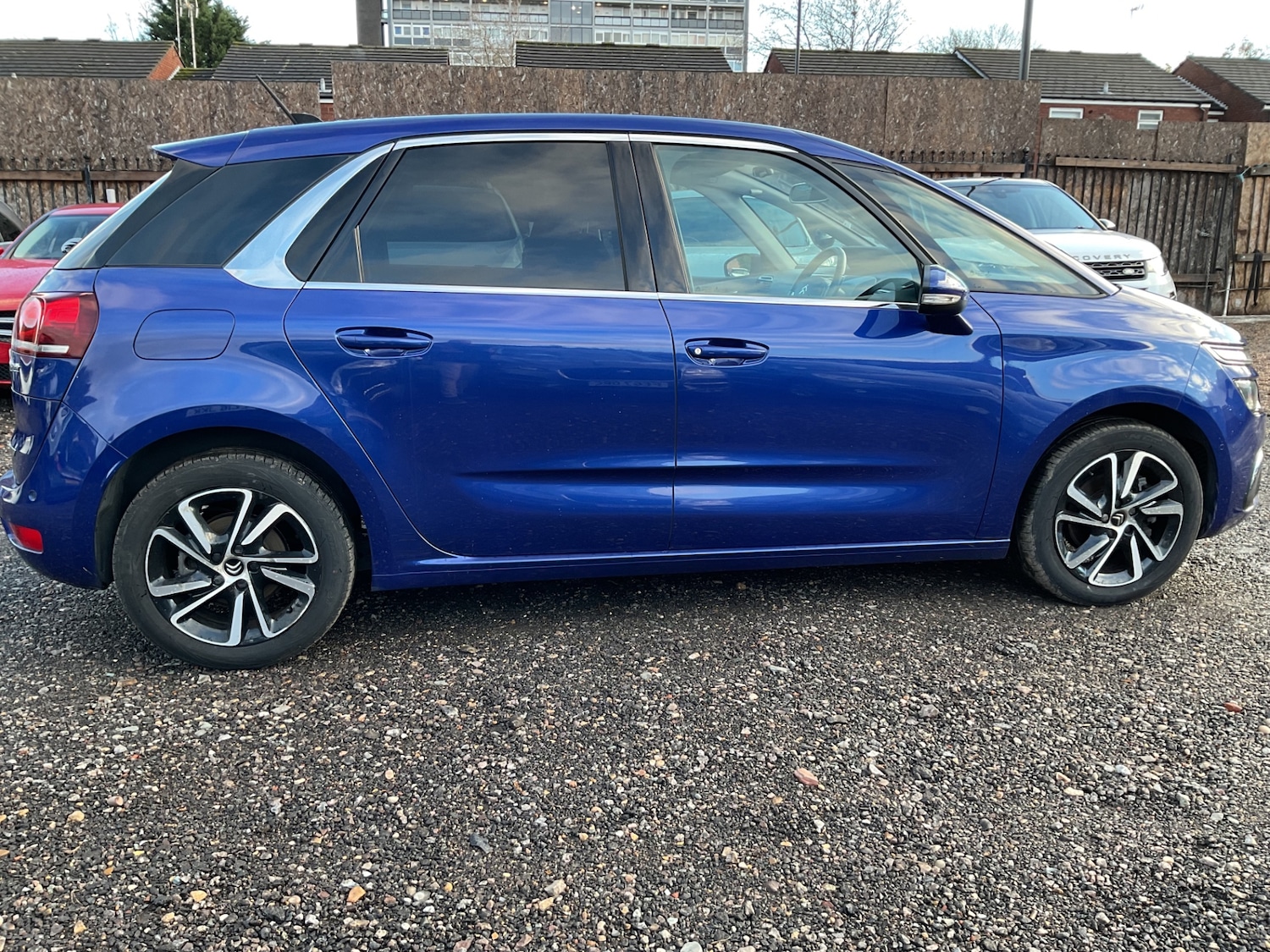 Used Citroen C4 Picasso 2018 for sale - 76752370: Photo 3
