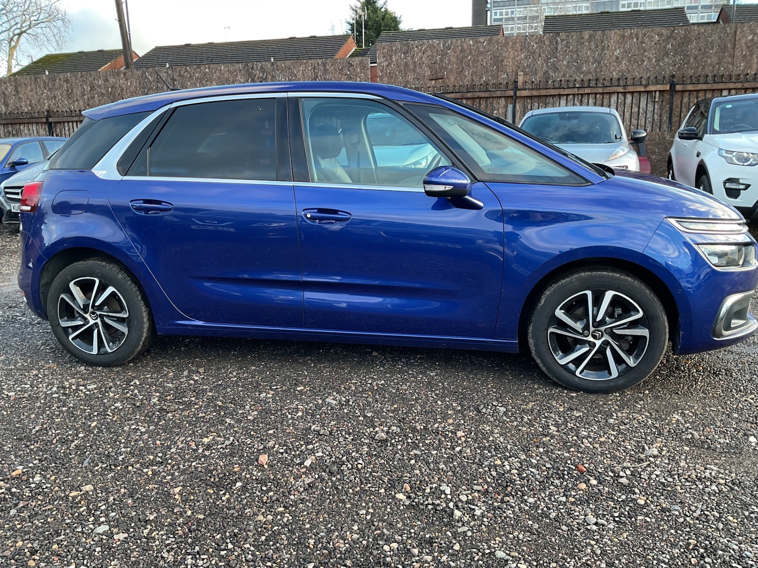 Used Citroen C4 Picasso 2018 for sale - 76752370: Photo 4