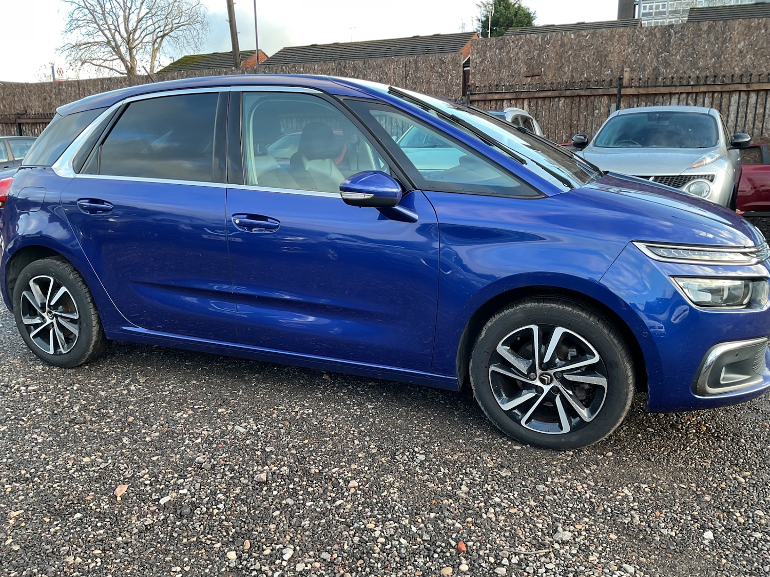 Used Citroen C4 Picasso 2018 for sale - 76752370: Photo 5