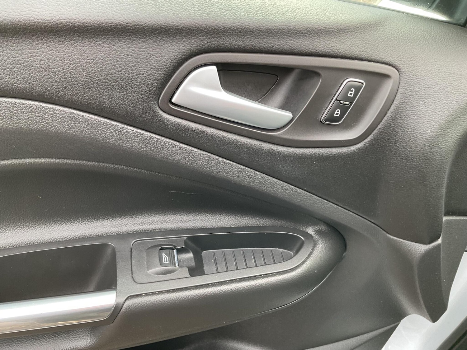 Used Ford Kuga 2013 for sale - 78034541: Photo 33