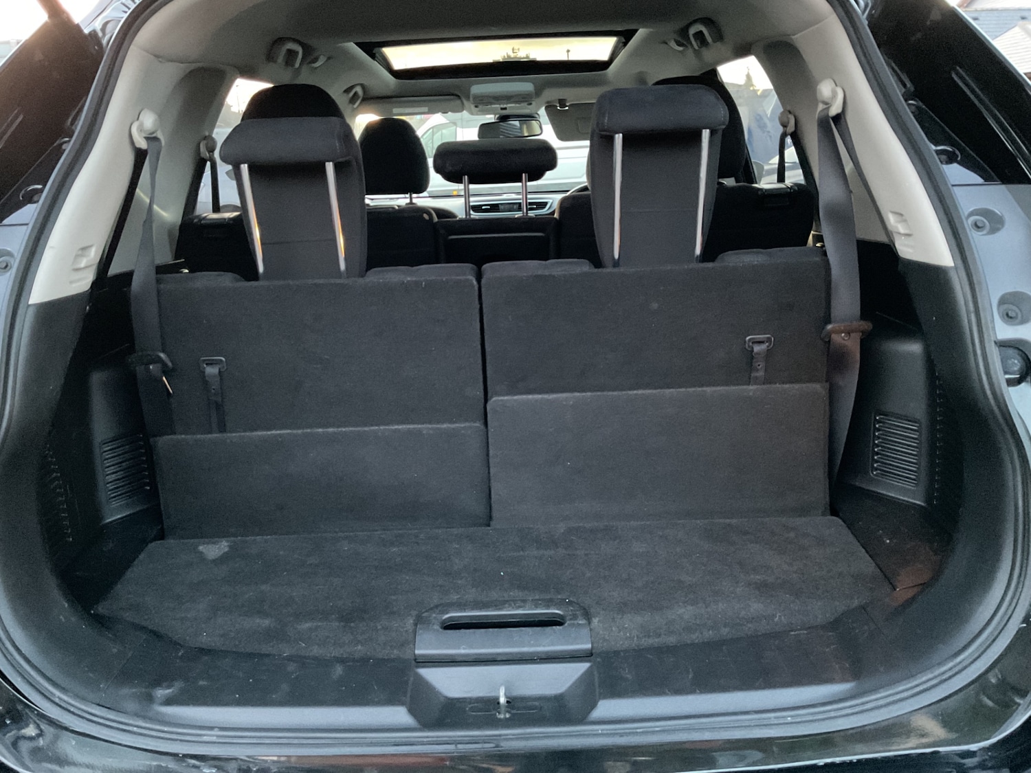 Used Nissan X-Trail 2017 for sale - 76899725: Photo 44