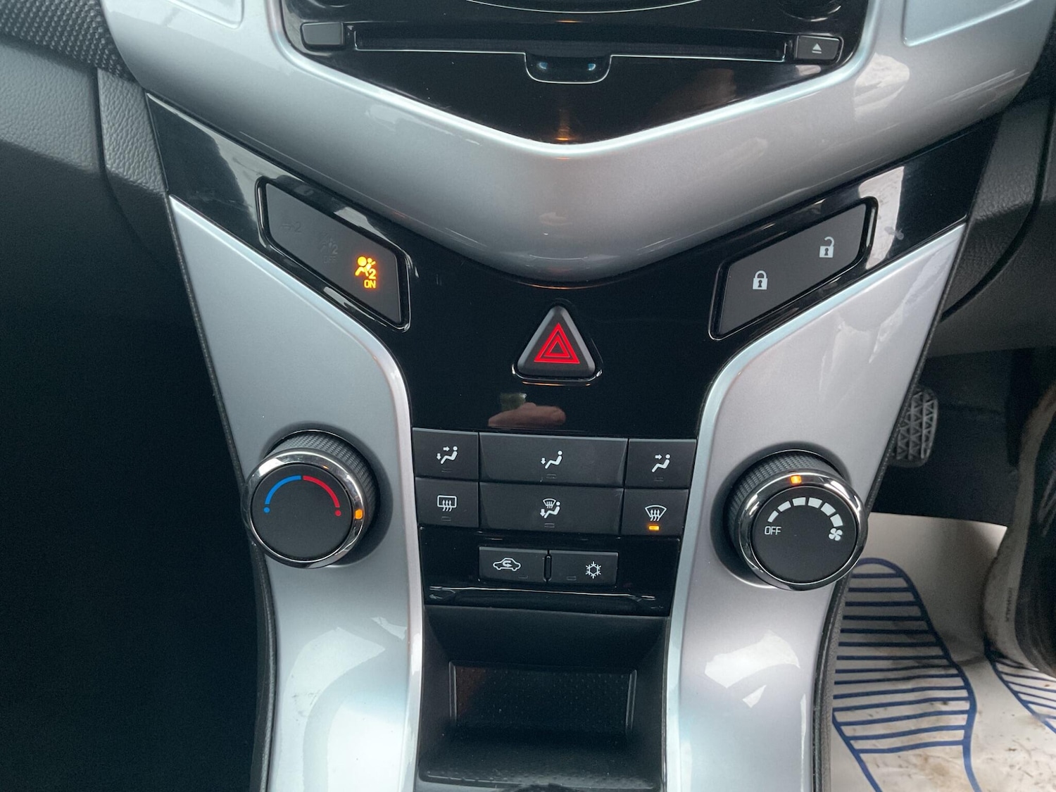 Used Chevrolet Cruze 2014 for sale - 77215172: Photo 28