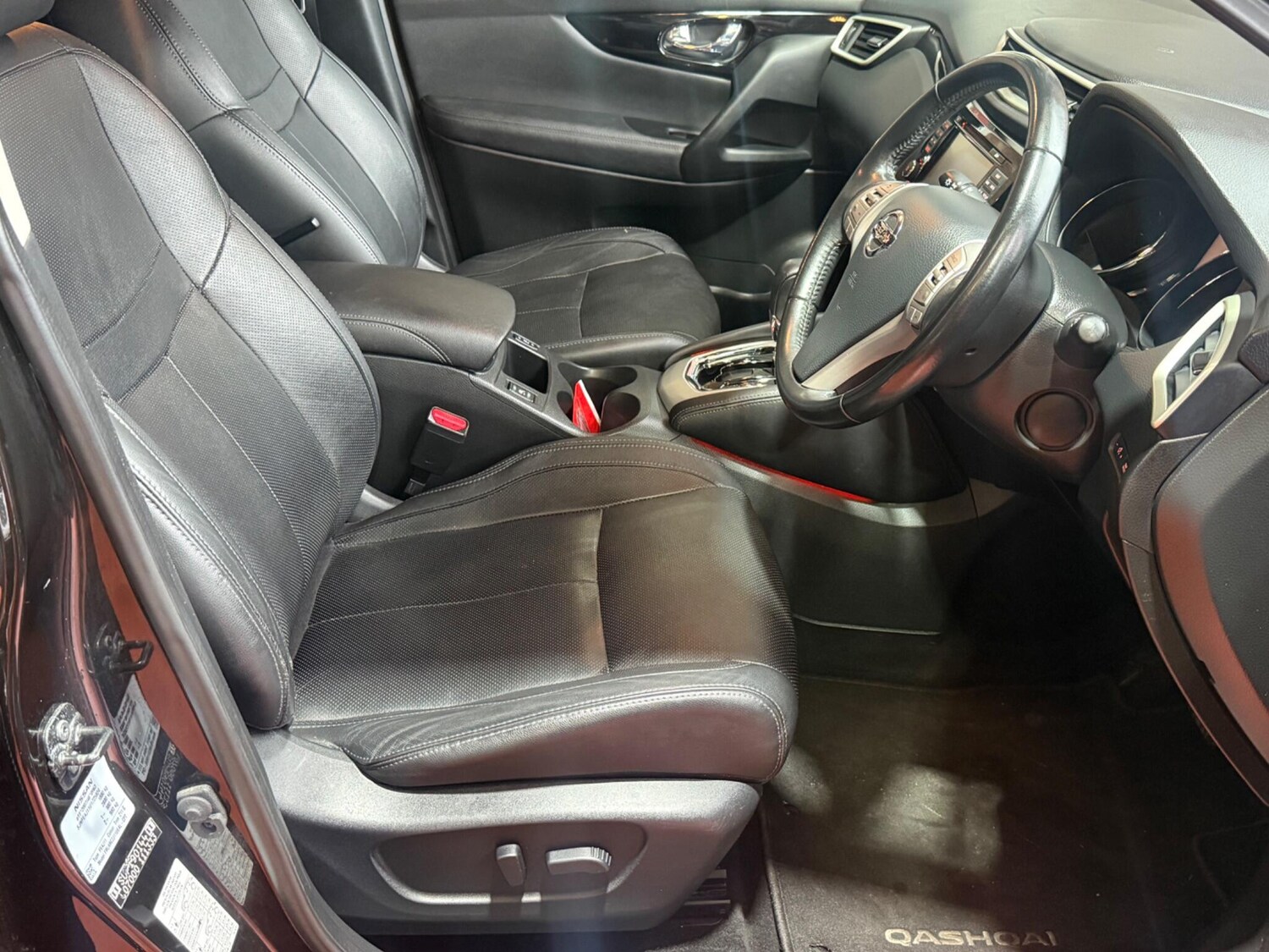 Used Nissan Qashqai for sale - 76701072: Photo 27