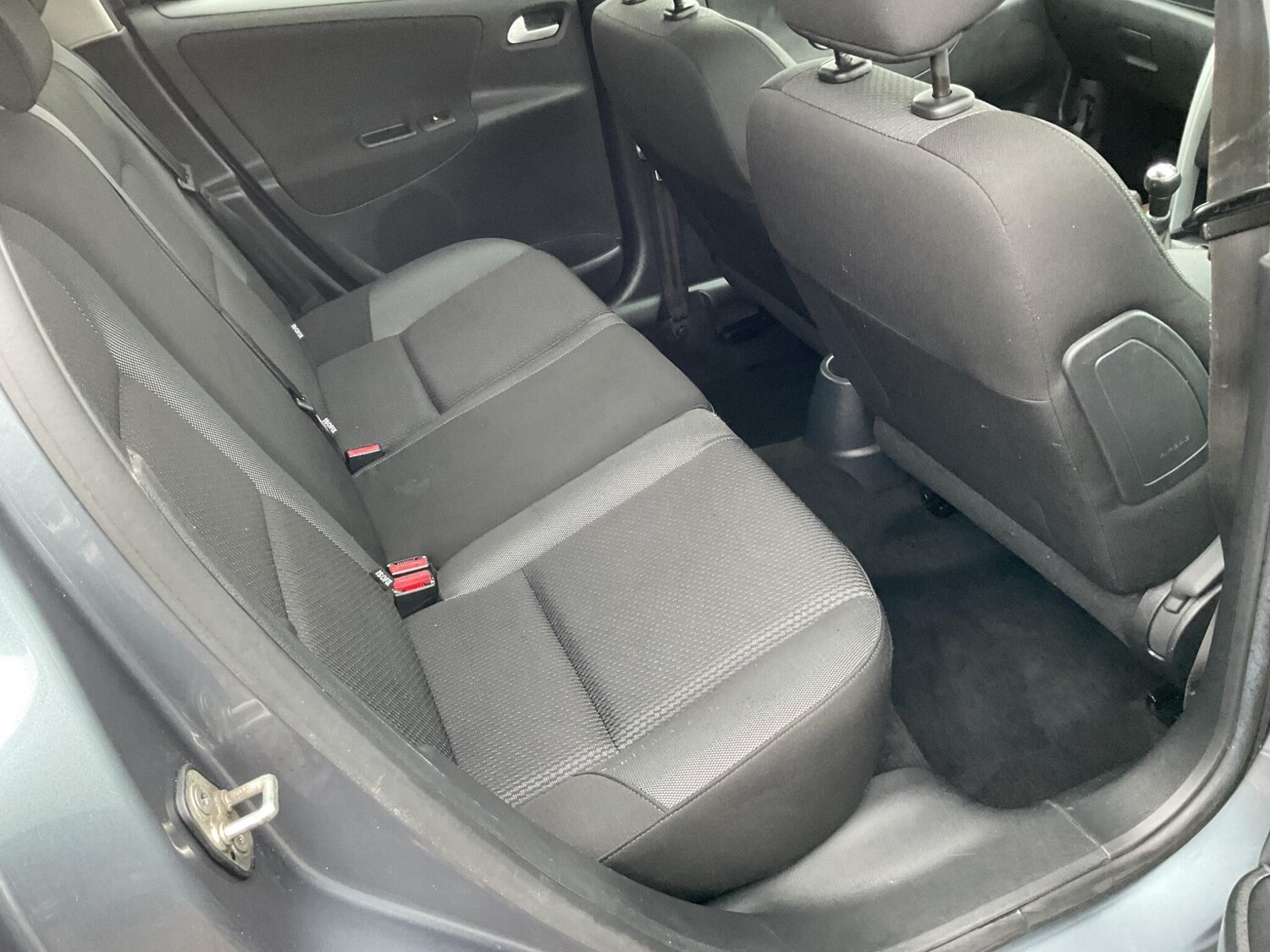 Used Peugeot 207 2011 for sale - 77400661: Photo 14