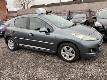 Used Peugeot 207 2011 for sale - 77400661: Photo