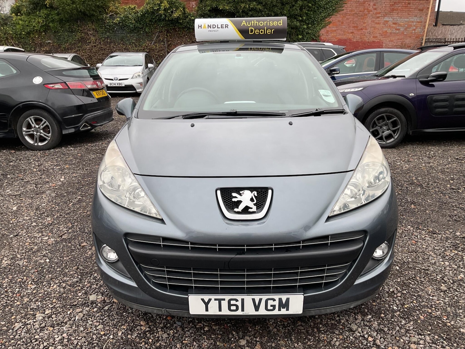 Used Peugeot 207 2011 for sale - 77400661: Photo 2