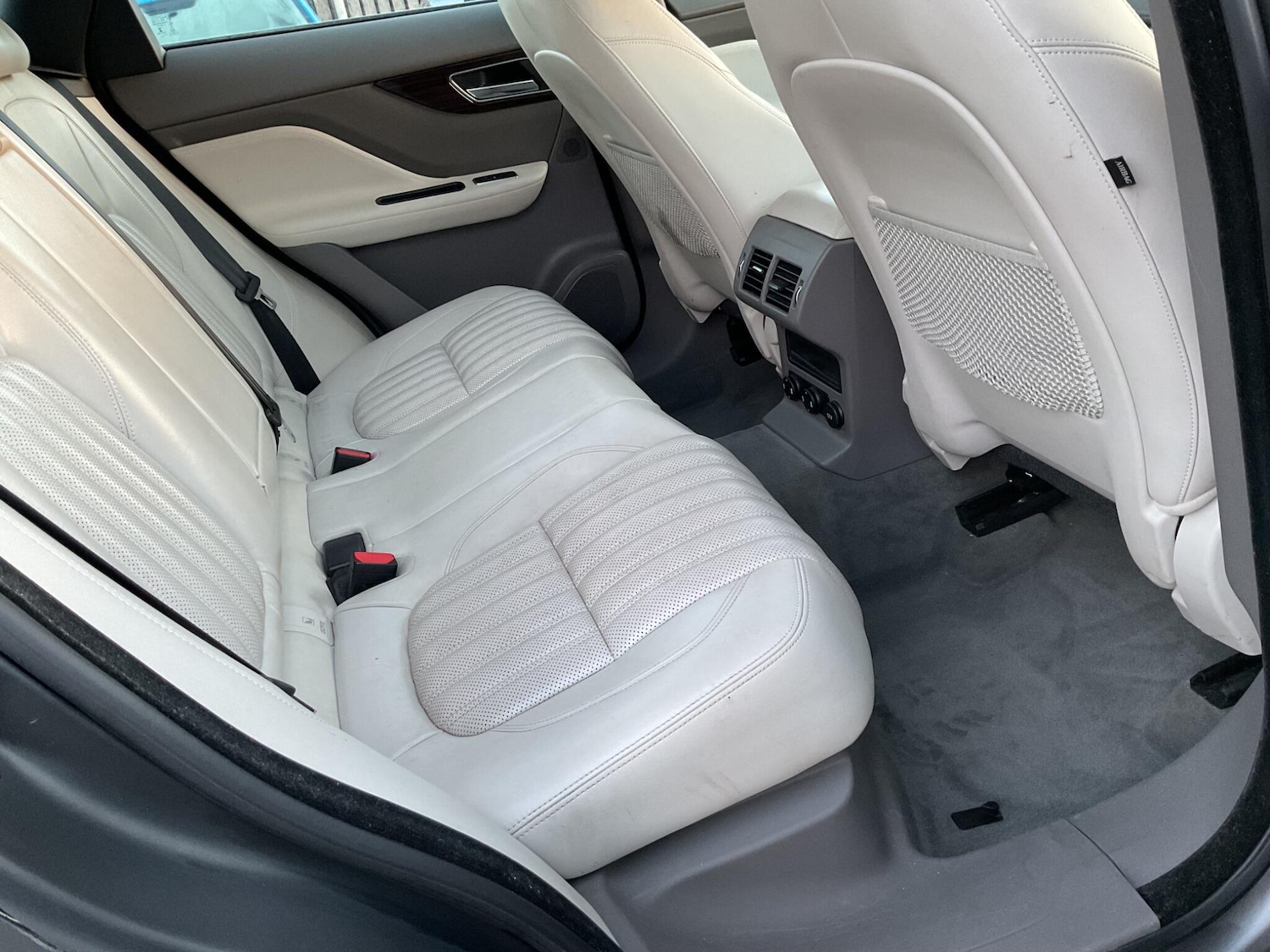 Used Jaguar F-Pace 2017 for sale - 76714770: Photo 27