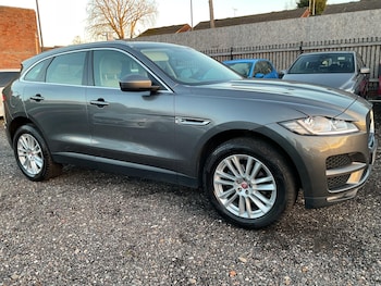 Used Jaguar F-Pace 2017 for sale - 76714770: Photo