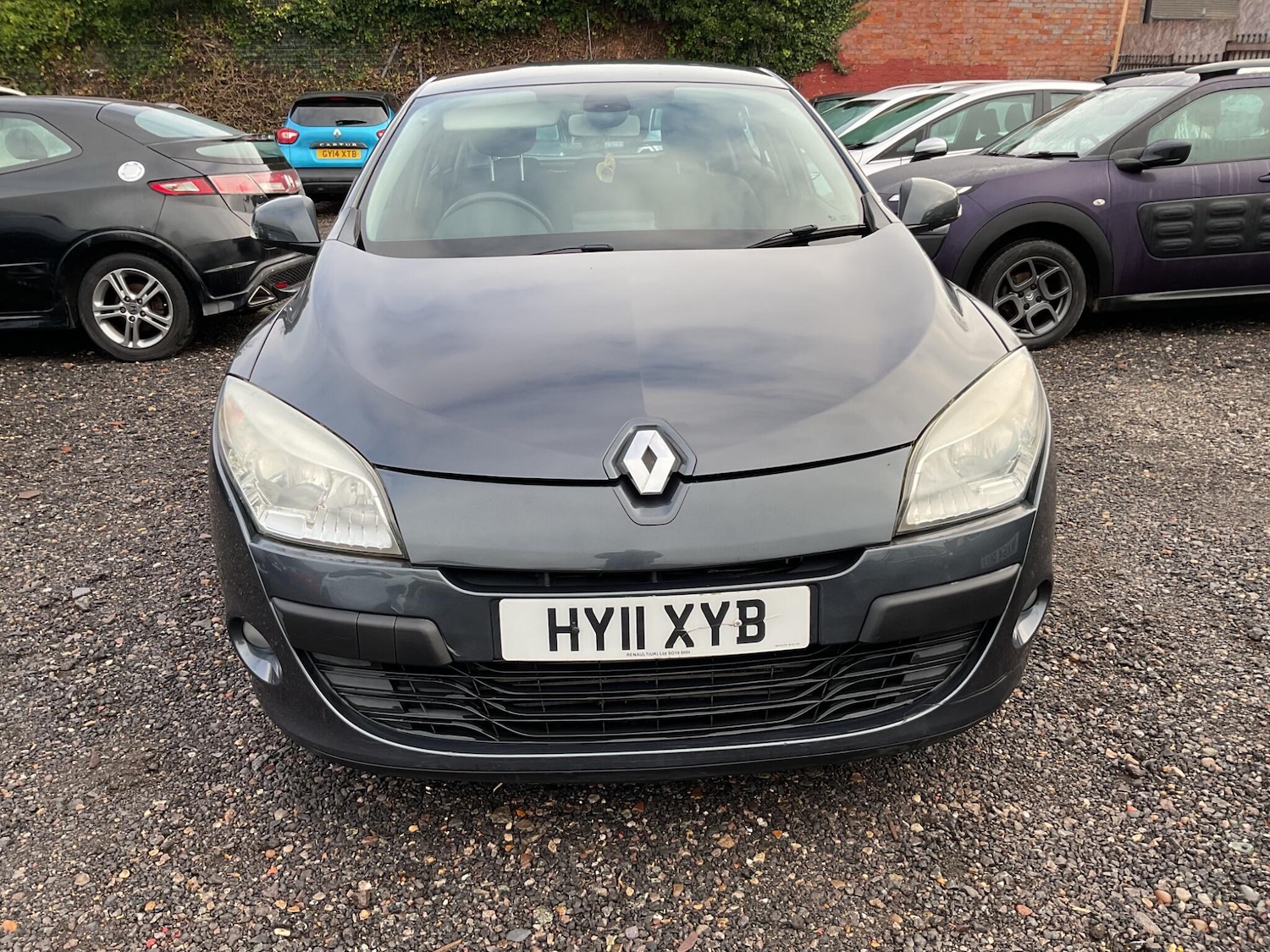 Used Renault Megane 2011 for sale - 77377310: Photo 2
