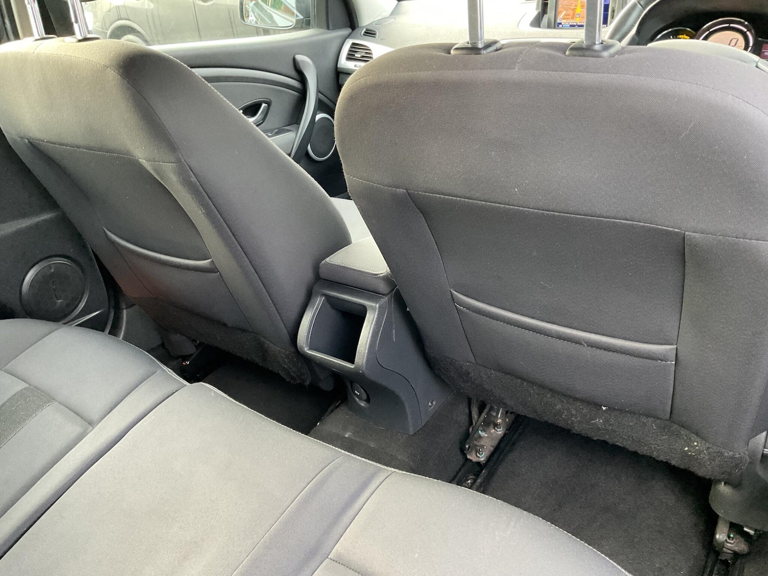 Used Renault Megane 2011 for sale - 77377310: Photo 22