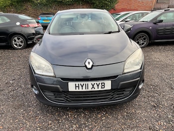 Used Renault Megane 2011 for sale - 77377310: Photo
