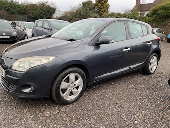 Used Renault Megane 2011 for sale - 77377310: Photo