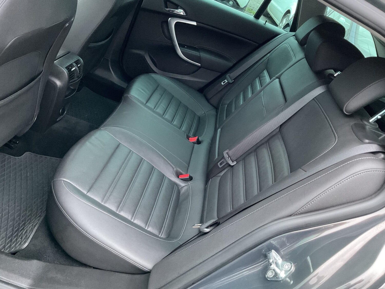 Used Vauxhall Insignia 2015 for sale - 77839297: Photo 25