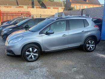 Used Peugeot 2008 2016 for sale - 79634247: Photo